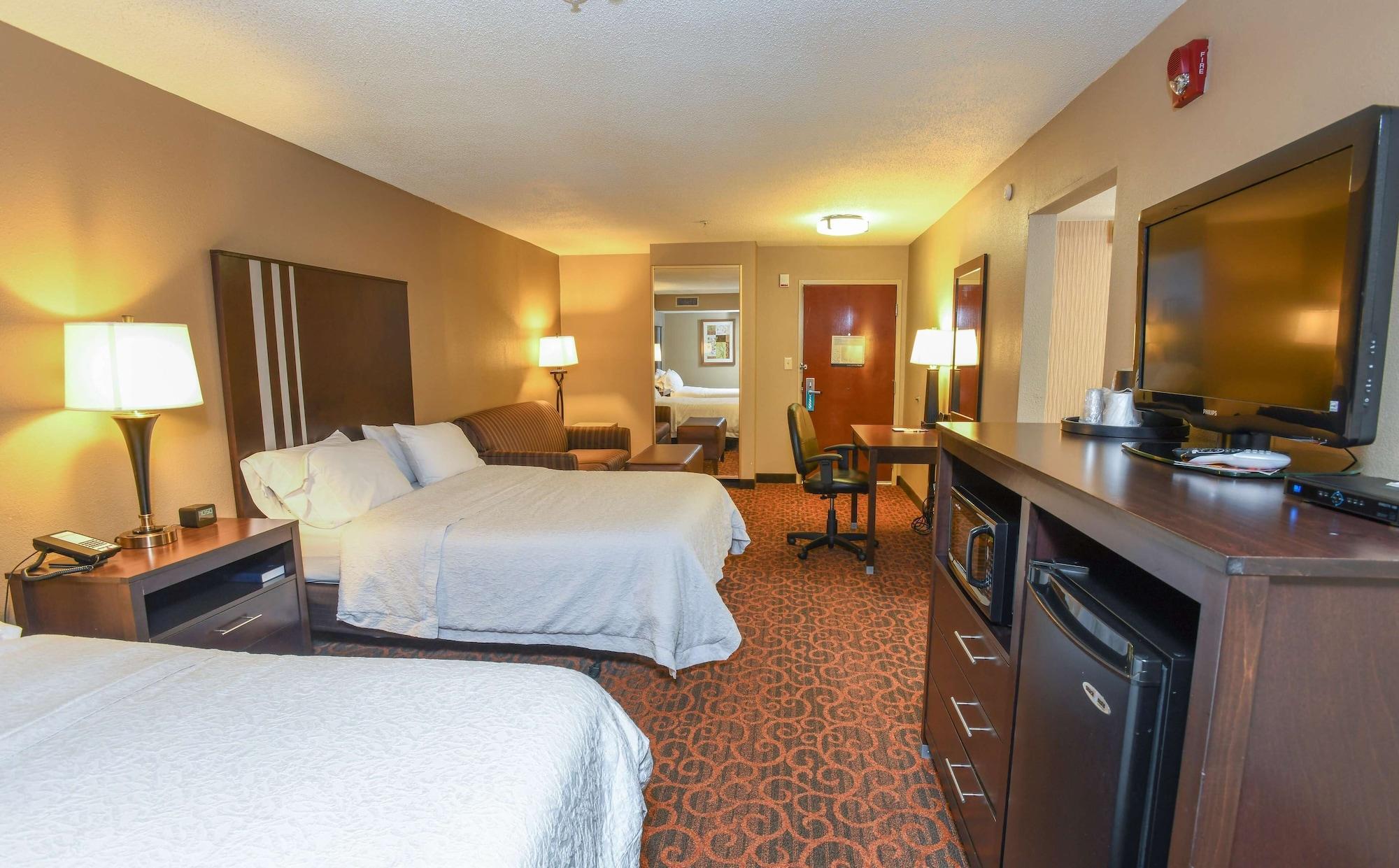 Hampton Inn Dry Ridge Exteriör bild